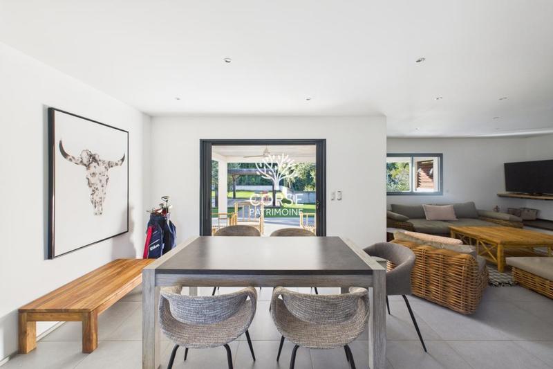 Maison - 136 m² - 5 pièces