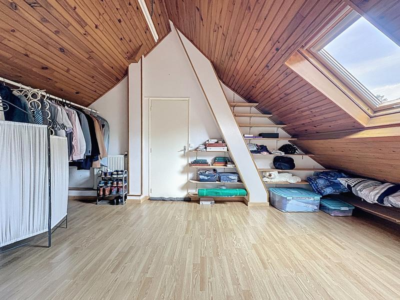 Maison - 166 m² - 8 pièces