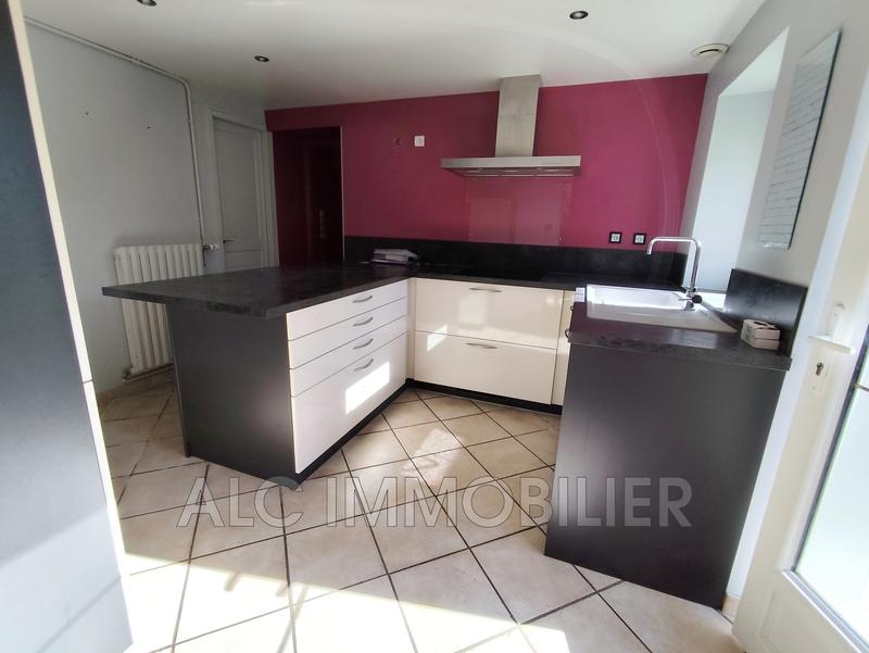 Maison - 140 m² - 6 pièces