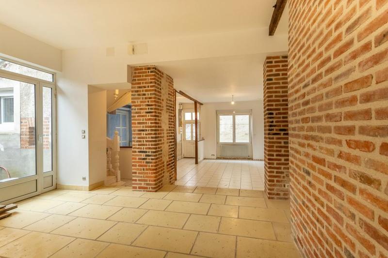 Maison - 177 m² - 8 pièces