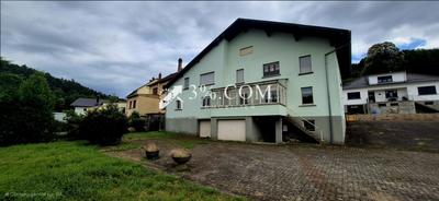 Maison - 202 m² - 12 pièces