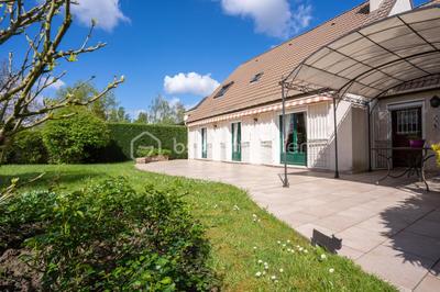 Maison - 159 m² - 7 pièces