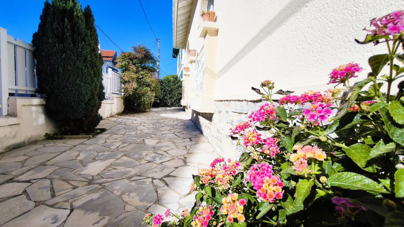 Maison - 100 m² - 6 pièces