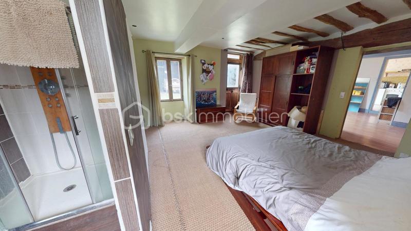 Maison - 110 m² - 4 pièces