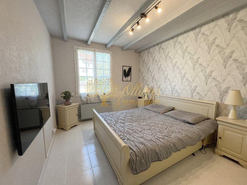 Pavillon - 130 m² - 6 pièces