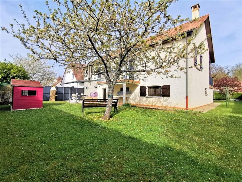 Maison - 89 m² - 5 pièces