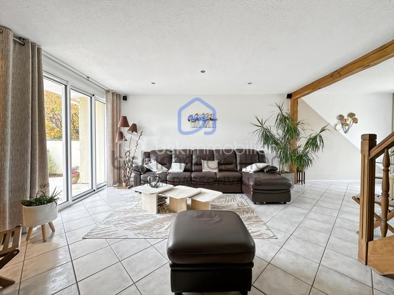 Maison - 120 m² - 6 pièces