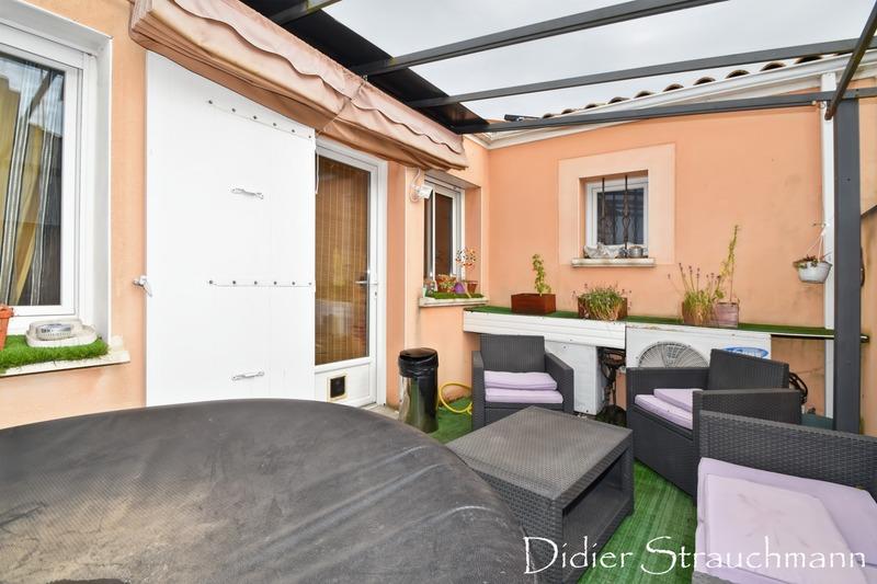 Maison - 167 m² - 6 pièces