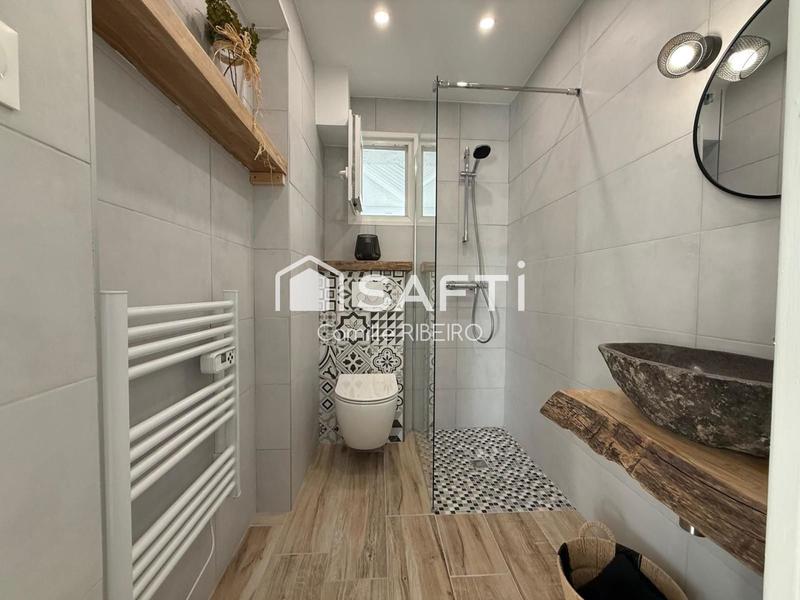 Maison - 95 m² - 4 pièces