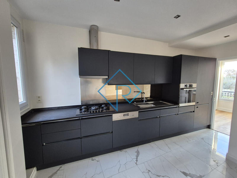 Maison - 158 m² - 5 pièces