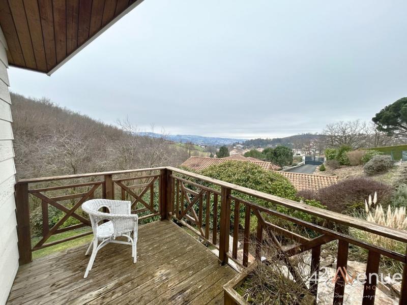 Maison - 150 m² - 5 pièces