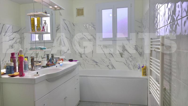 Maison - 127 m² - 6 pièces