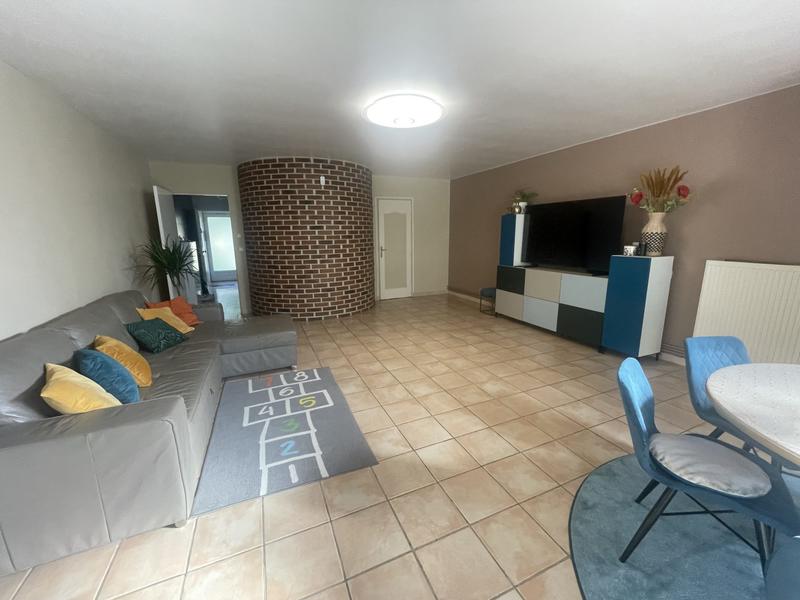 Maison - 115 m² - 6 pièces