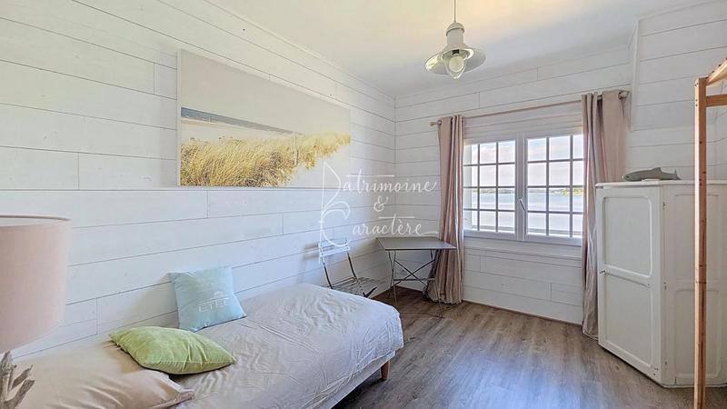 Villa - 186 m² - 9 pièces