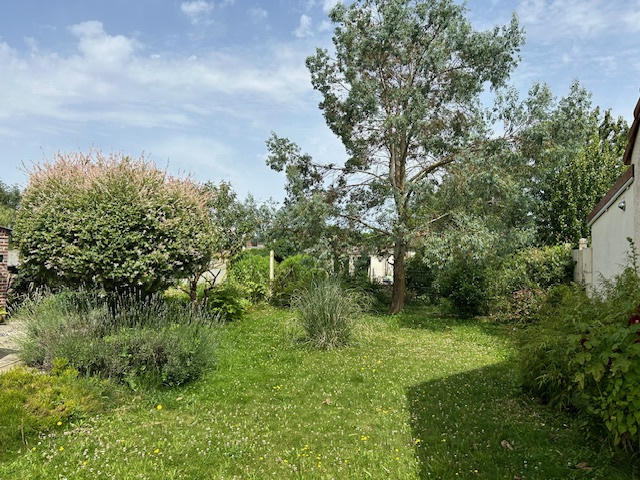 Maison - 80 m² - 8 pièces