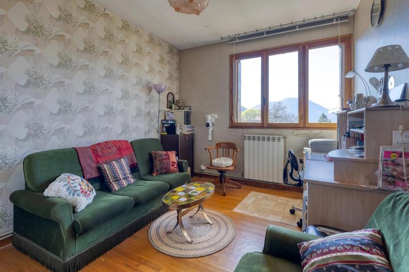 Maison - 217 m² - 10 pièces