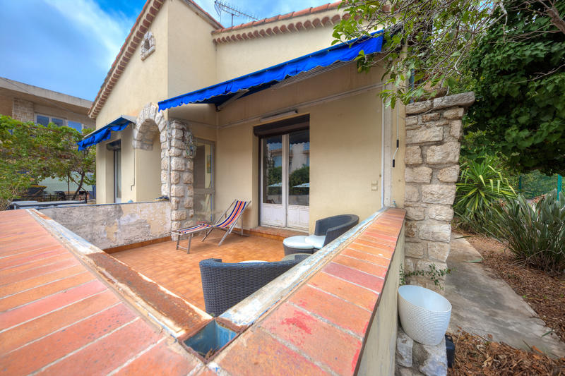 Appartement - 74 m² - 2 pièces