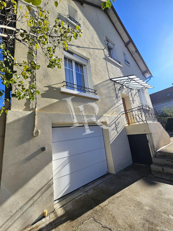Maison - 87 m² - 4 pièces