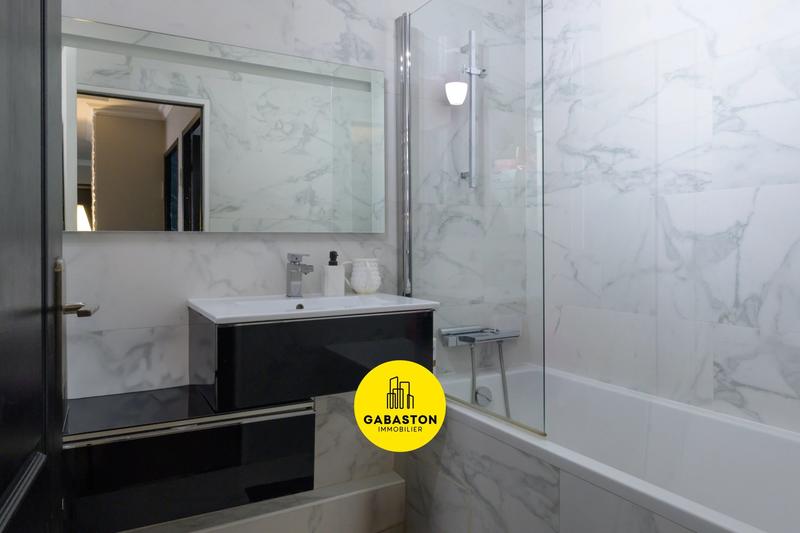 Appartement - 101 m² - 4 pièces