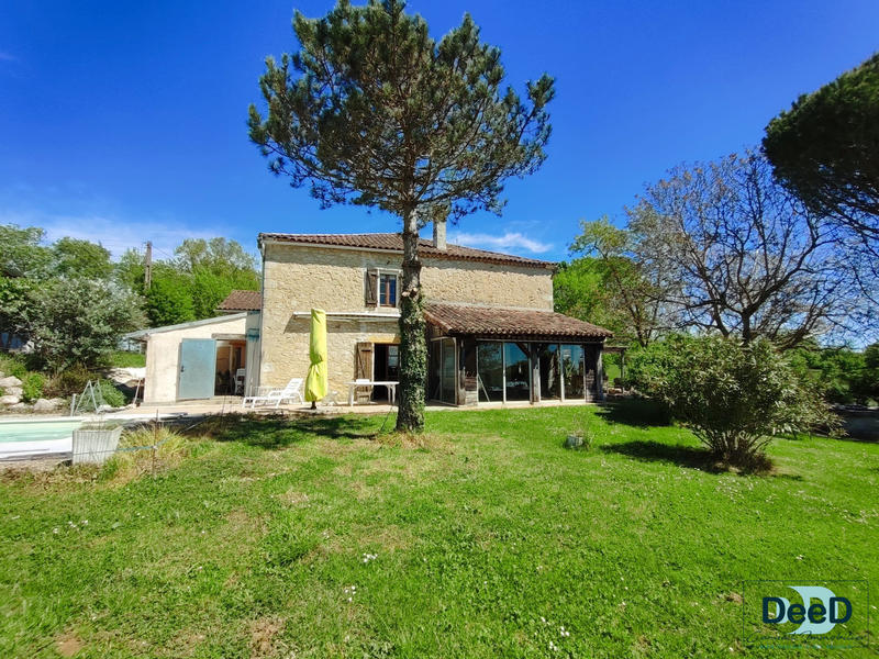 Maison - 170 m² - 6 pièces