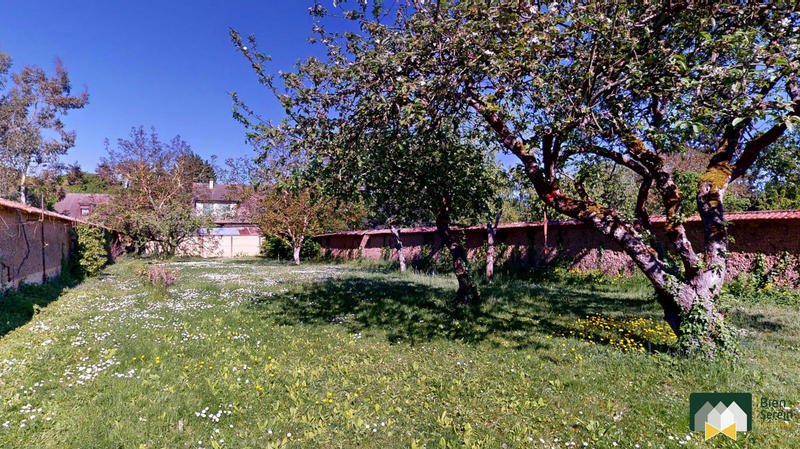 Maison - 180 m² - 8 pièces