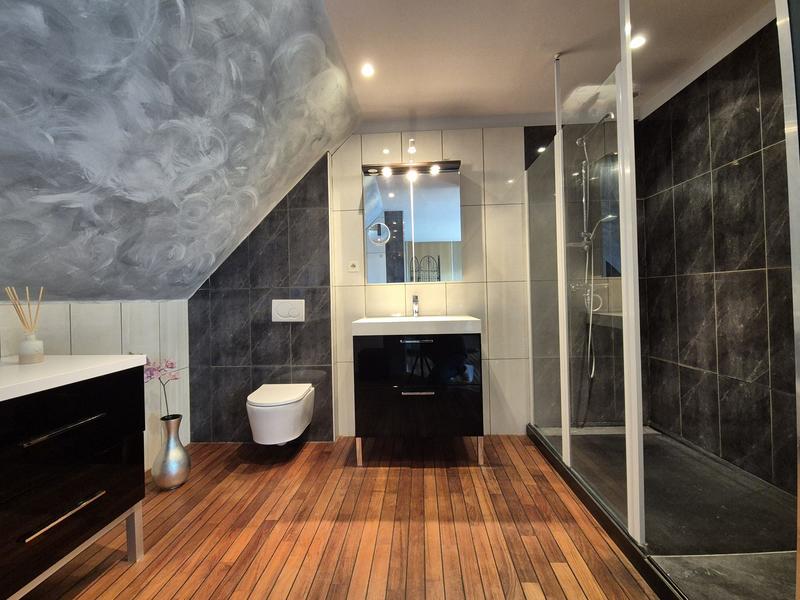 Maison ancienne - 530 m² - 11 pièces