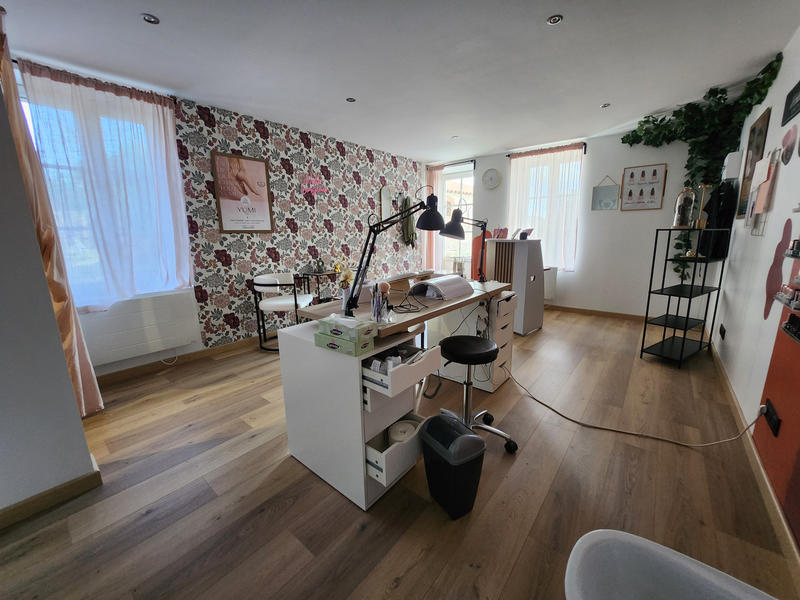 Maison - 180 m² - 7 pièces