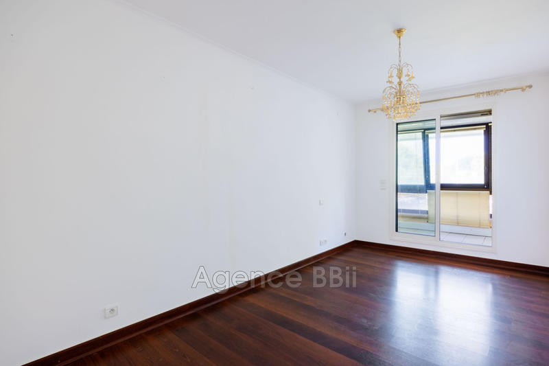 Appartement - 104 m² - 3 pièces