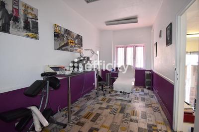 Immeuble - 118 m² - 7 pièces