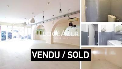 Local commercial - 62 m² - 2 pièces