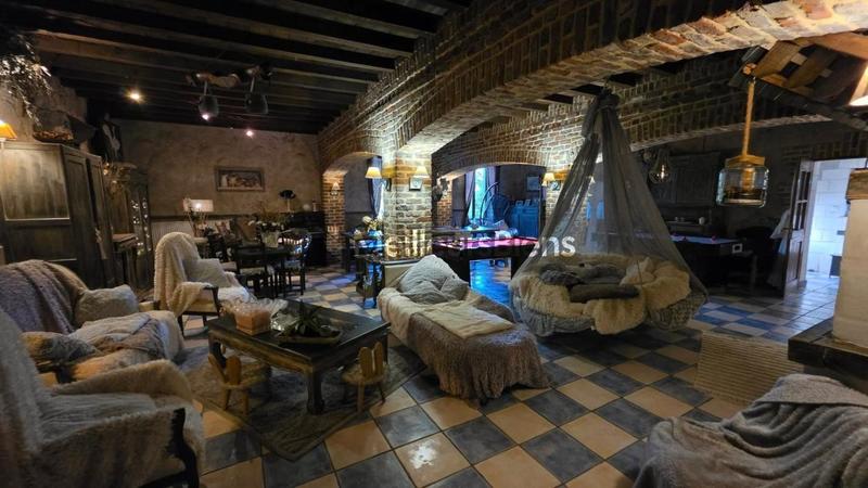 Maison de campagne - 330 m² - 10 pièces