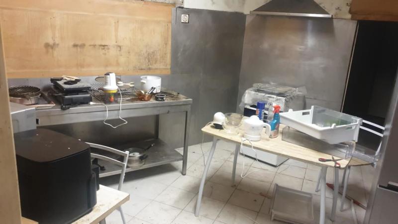 Local commercial - 150 m²