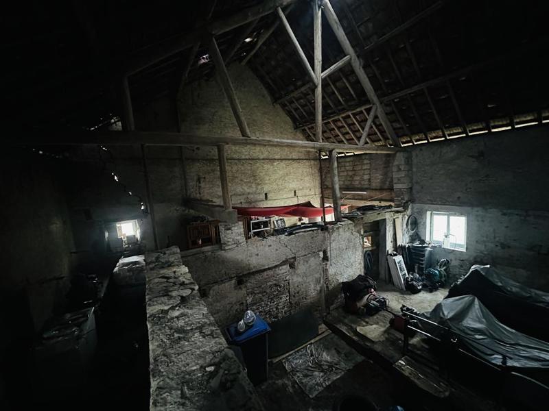 Grange - 155 m² - 7 pièces