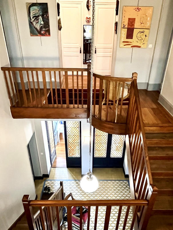 Maison - 262 m² - 10 pièces