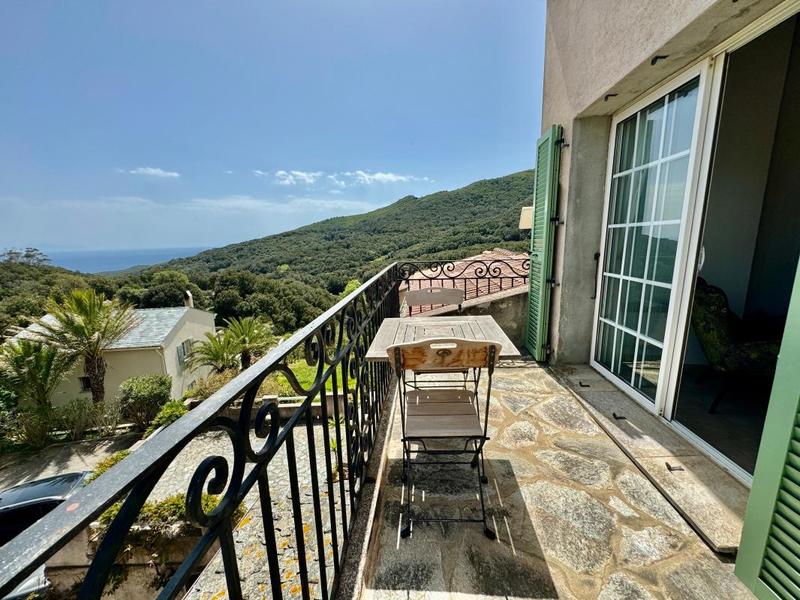 Maison de village - 83 m² - 5 pièces