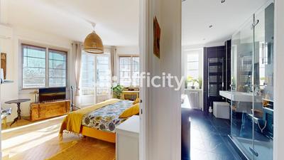 Appartement - 120 m² - 4 pièces