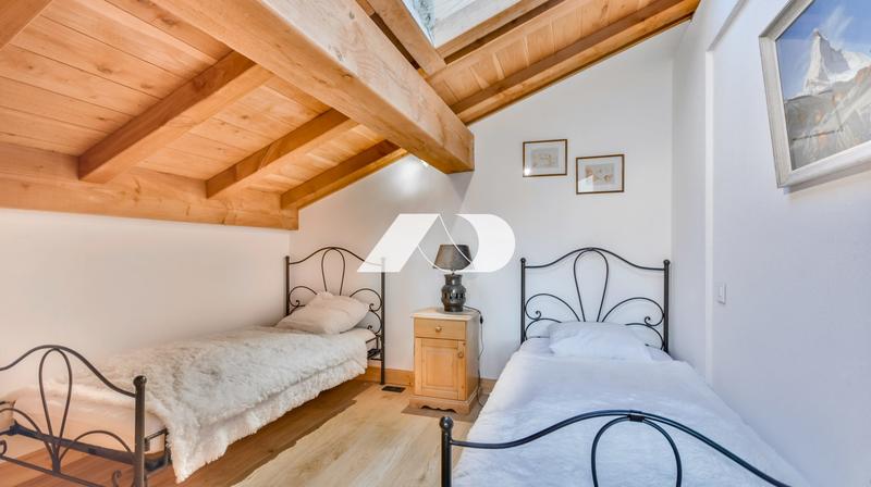 Appartement - 117 m² - 5 pièces