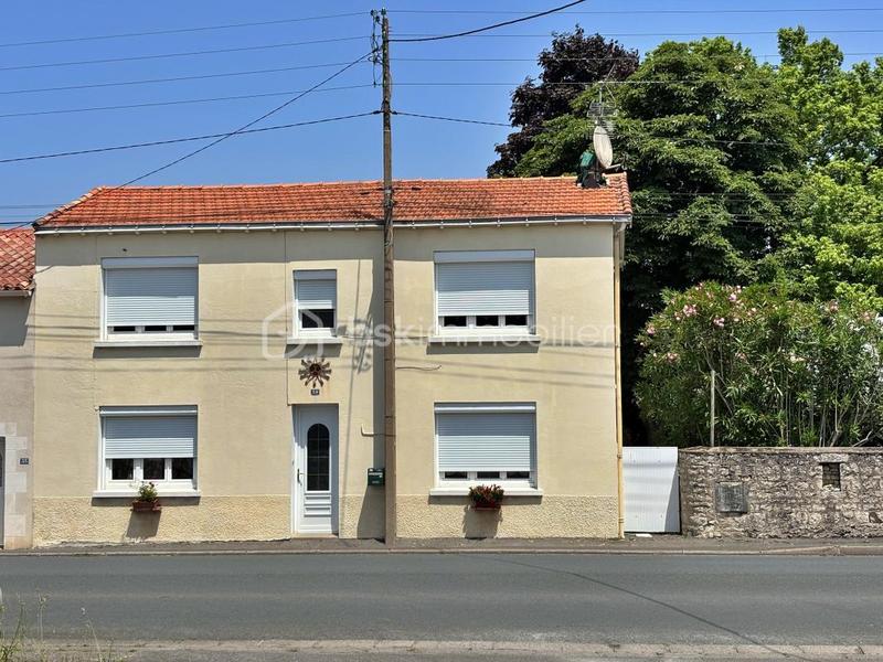 Maison - 90 m² - 4 pièces