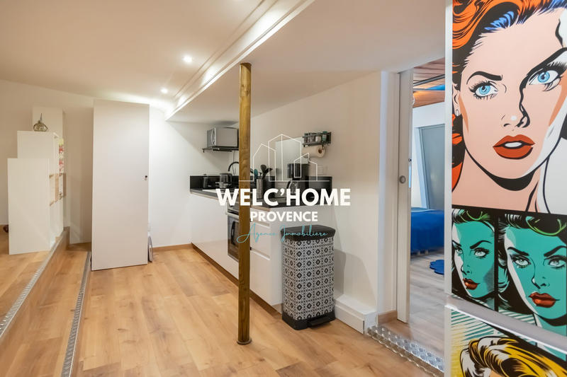 Loft - 360 m² - 11 pièces