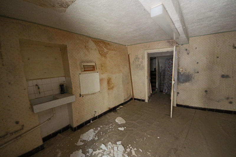 Maison - 216 m² - 8 pièces