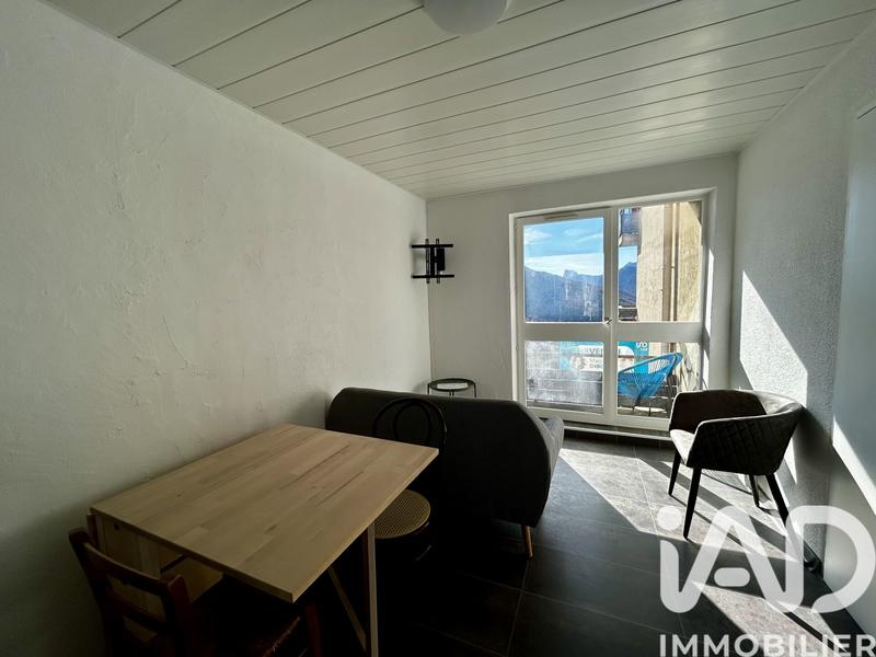 Appartement - 27 m² - 3 pièces