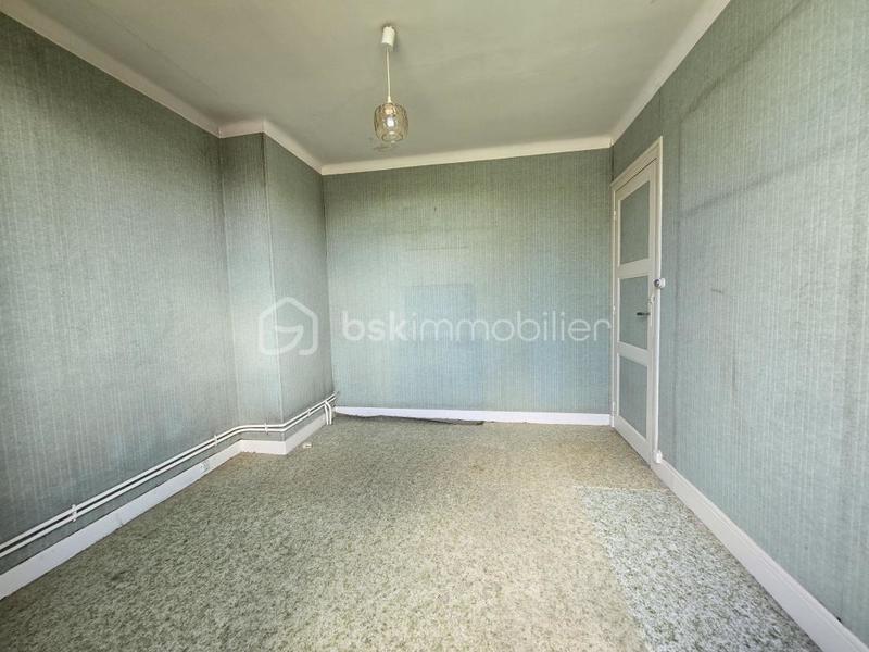 Maison traditionnelle - 78 m² - 4 pièces