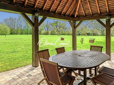 Longère - 263 m² - 8 pièces