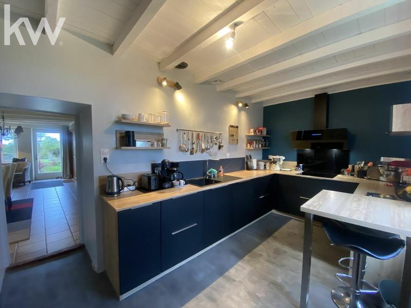 Maison - 224 m² - 6 pièces