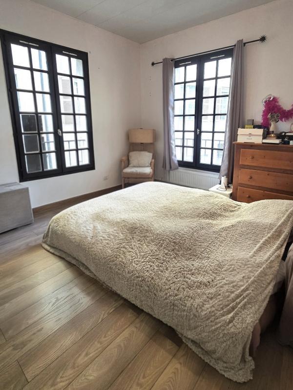 Appartement - 96 m² - 5 pièces