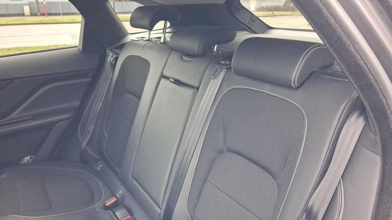 Jaguar F-Pace I 2.0 P250 Awd Bva R-Sport