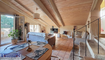 Maison - 138 m² - 5 pièces