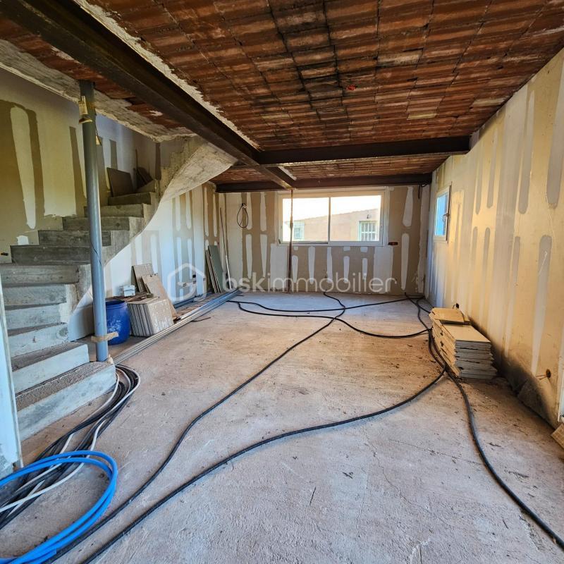 Maison jumelée - 300 m² - 9 pièces