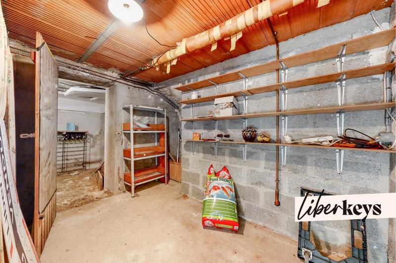 Maison - 90 m² - 5 pièces