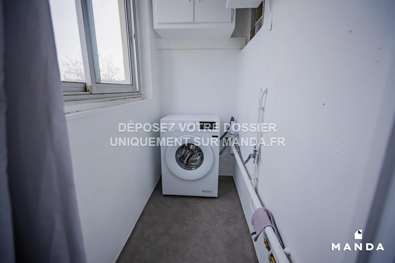 Chambre - 10 m² - 4 pièces